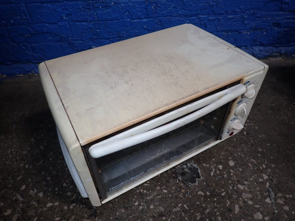 Hamilton Beach Toaster Oven
