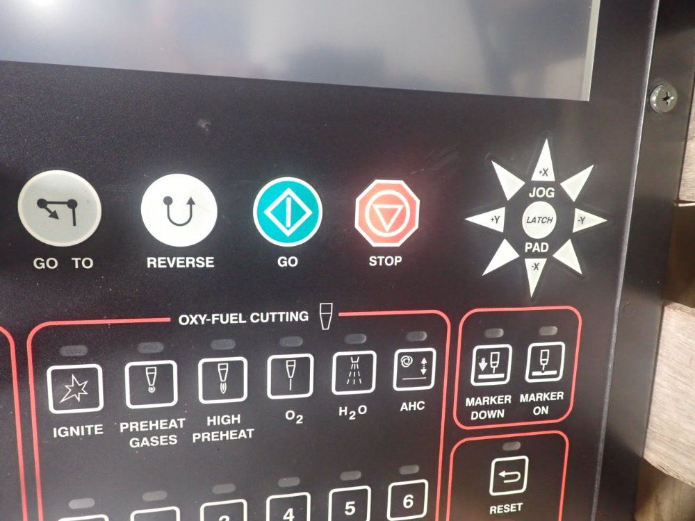 Cutting Systems Sabercut Plasma Table - Sabercut