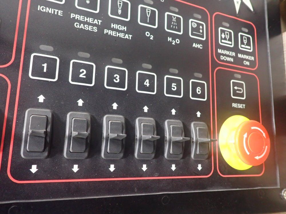 Cutting Systems Sabercut Plasma Table - Sabercut