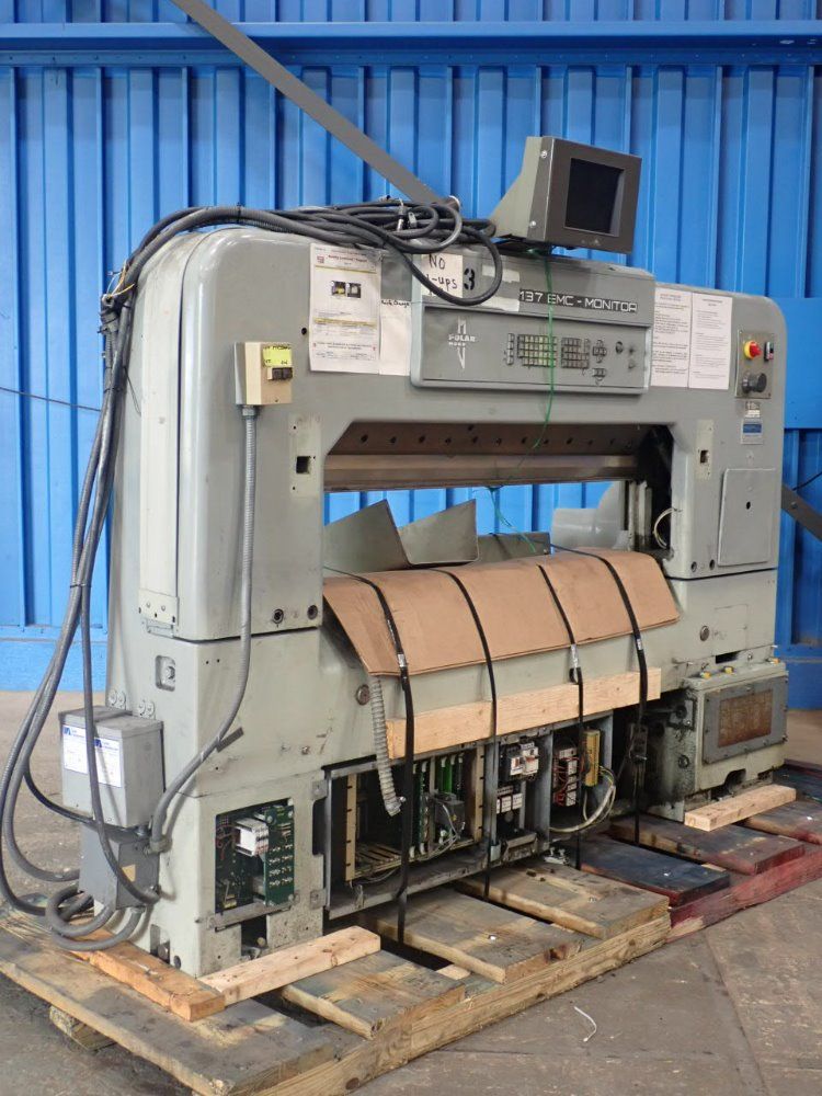 Polar Mohr 55" Paper Cutter - 137 Emc-mon