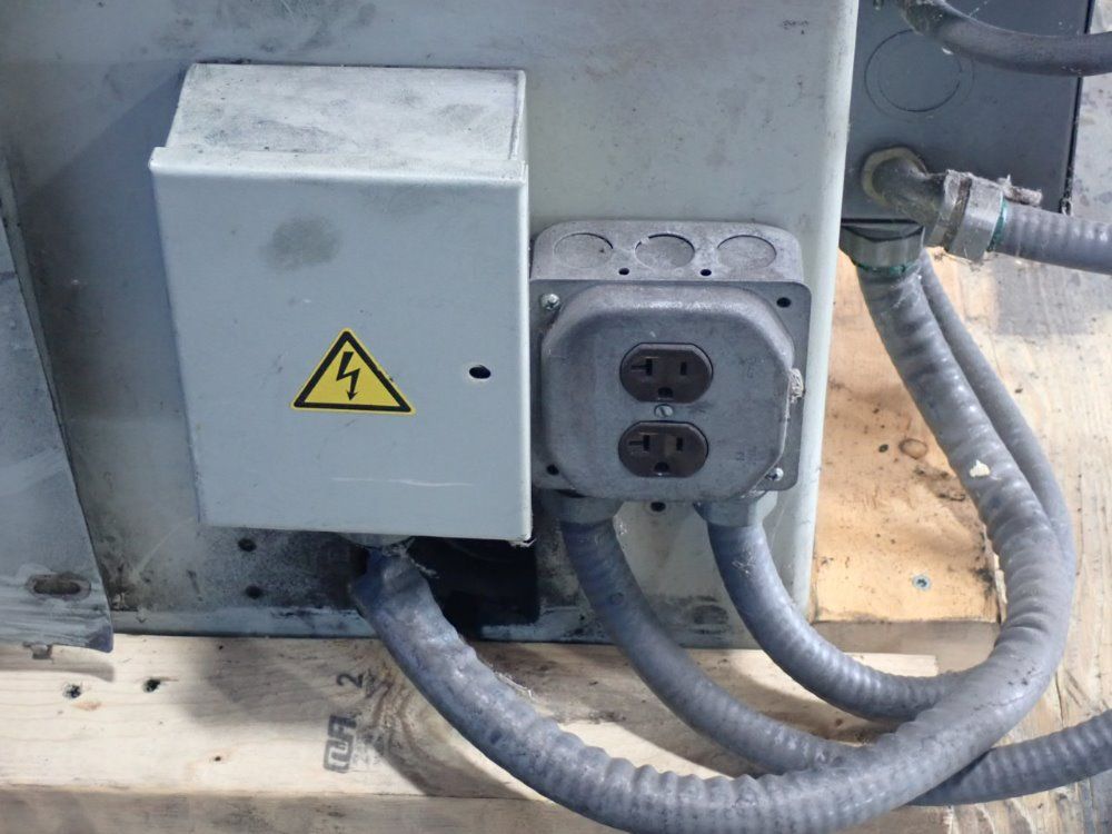 Polar Mohr 55" Paper Cutter - 137 Emc-mon