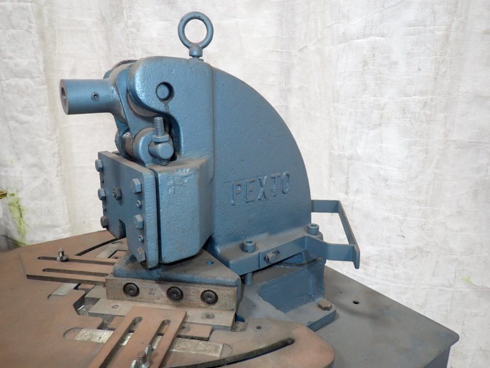 Roper Whitney / Pexto Notcher