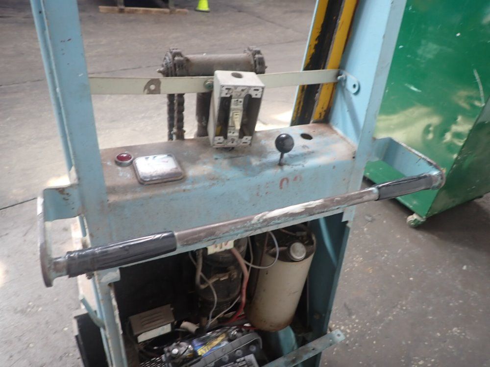 Weld-bilt Electric Lift