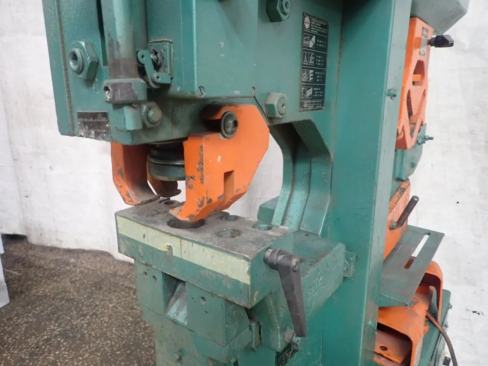 Mubea / E.g. Heller Ironworker - Klsh 550