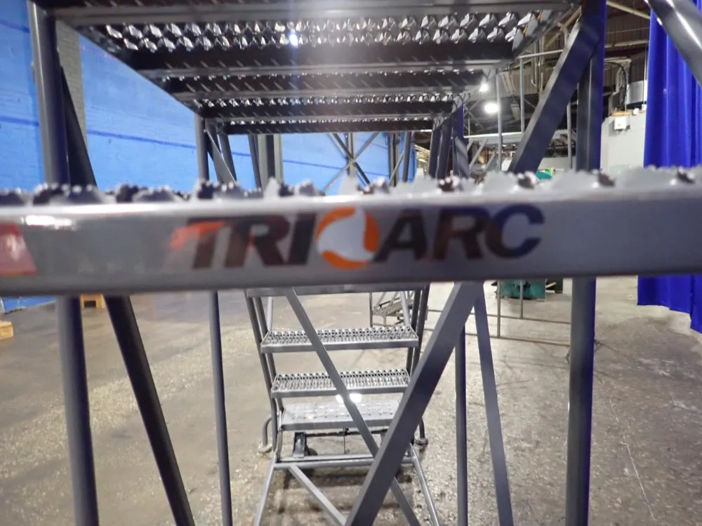 Tri-arc Portable Platform Stairs