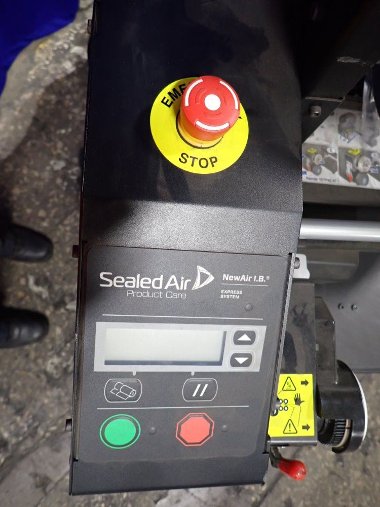 Sealed Air 21" Roller Newair I.b. Express Inflatable Cushioning System - Newair I.b. Express