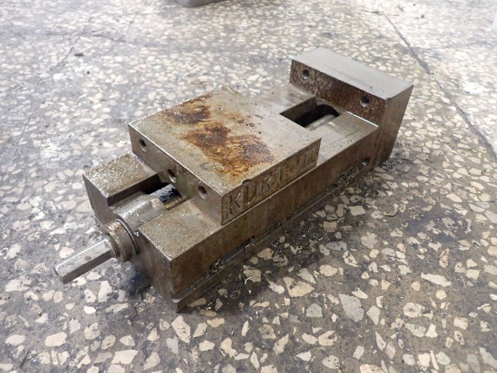 Kurt 6" Vise