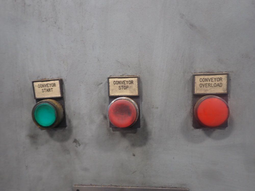 Monlangroup Magnetic Incline Conveyor