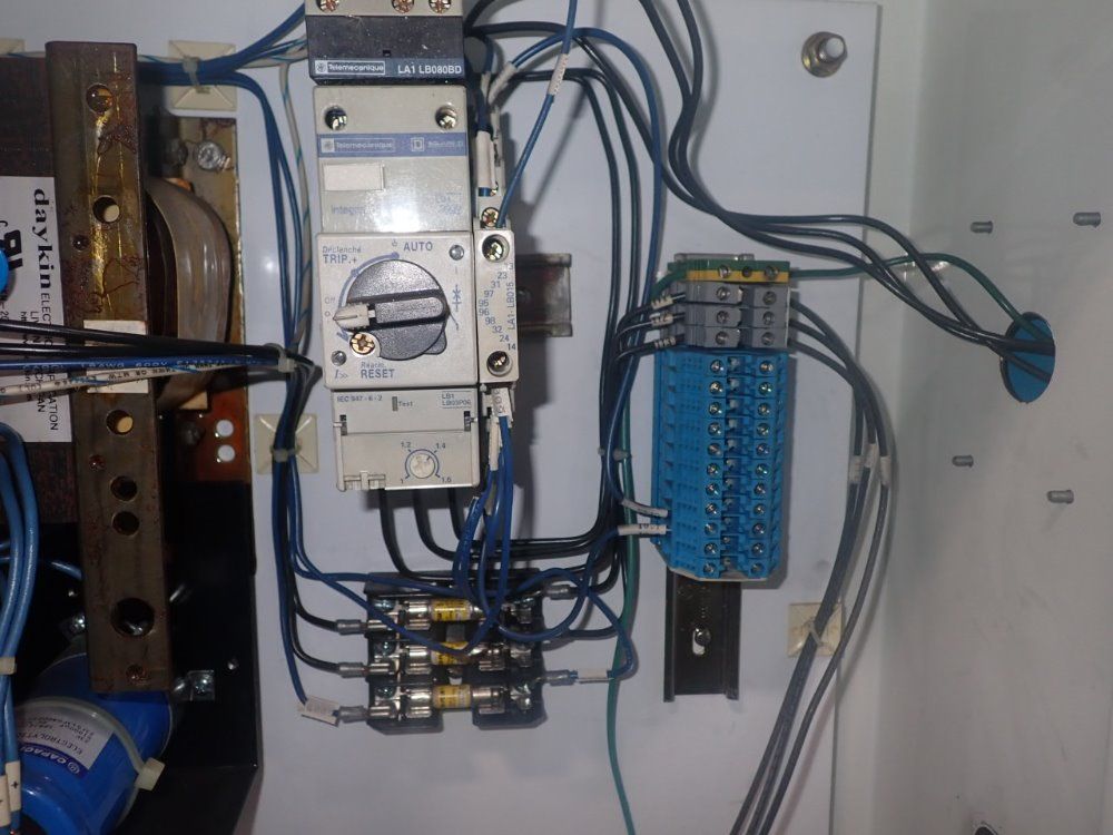 Monlangroup Magnetic Incline Conveyor