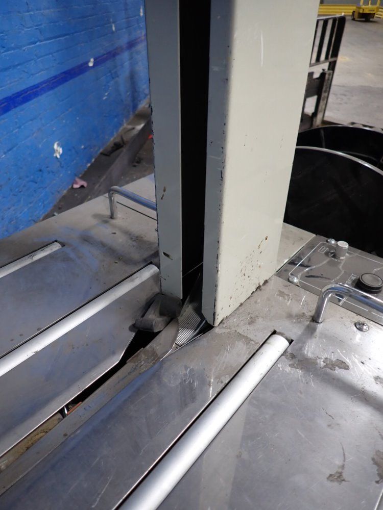 Pac Strapping 25" X 23" Autopac 300 Strapping Machine - Autopac 300