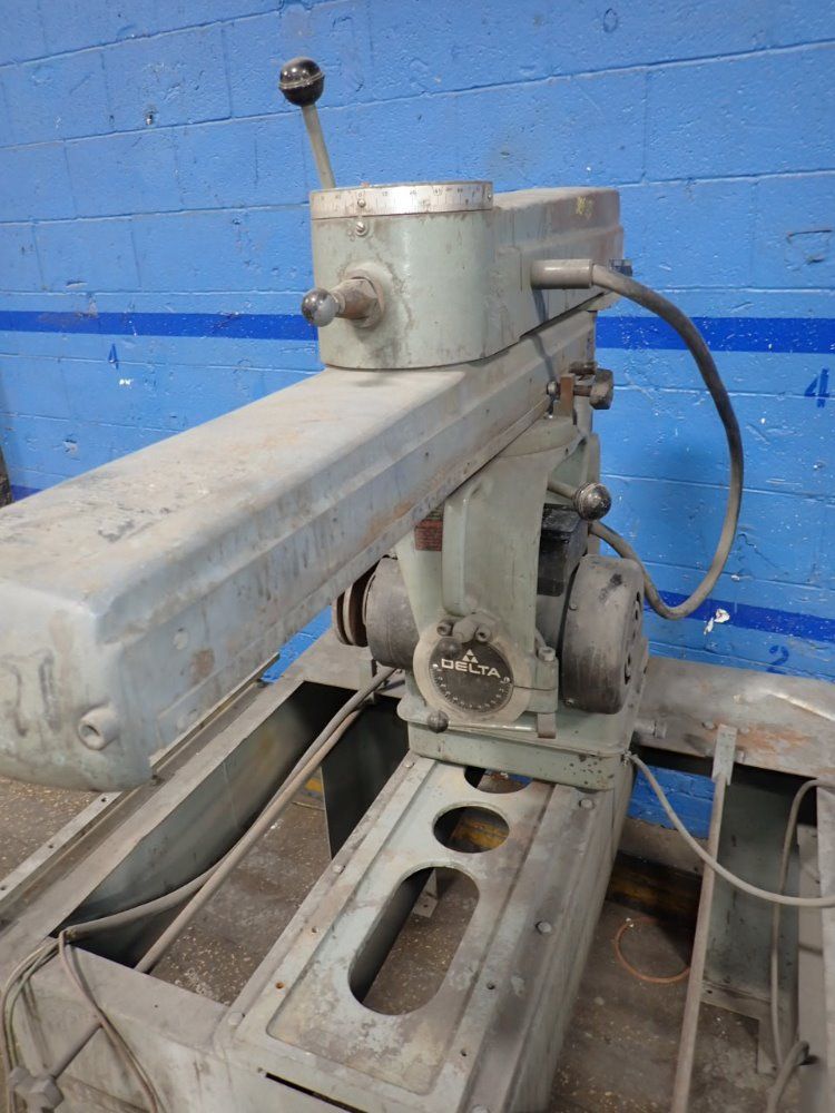 Delta Radial Arm Saw - 33-062