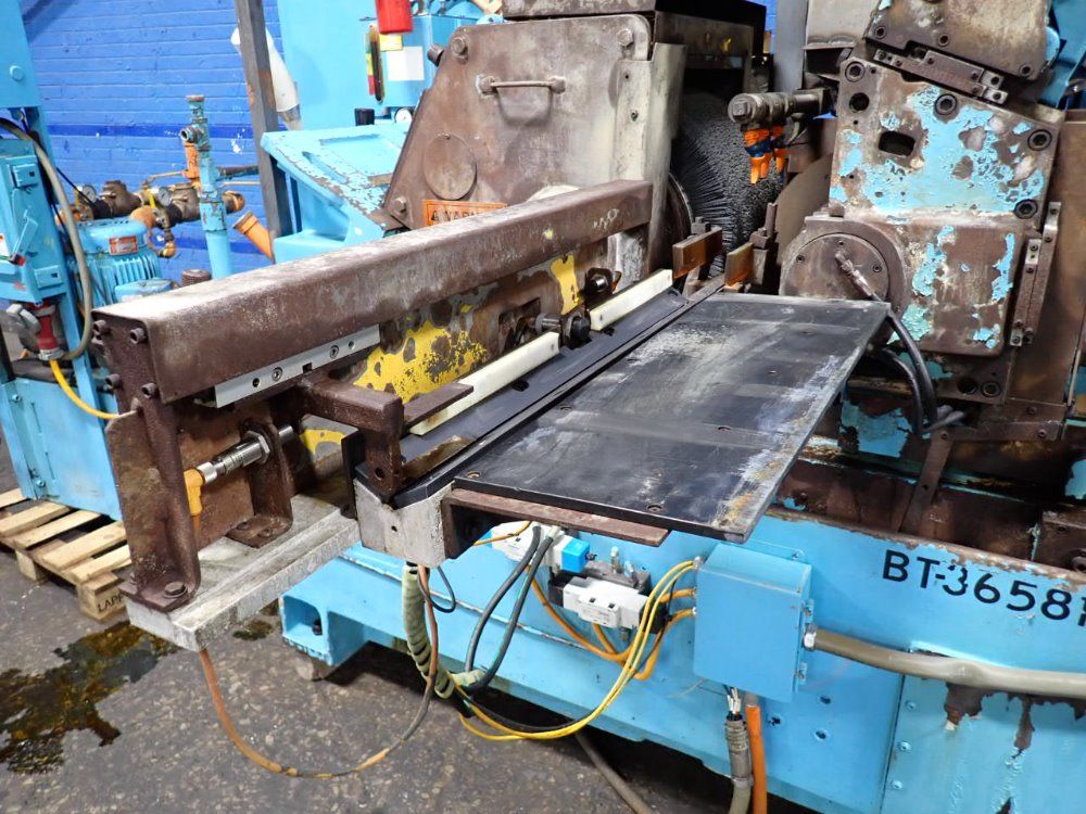 Goldcrown 325-12 Centerless Grinder - 325-12