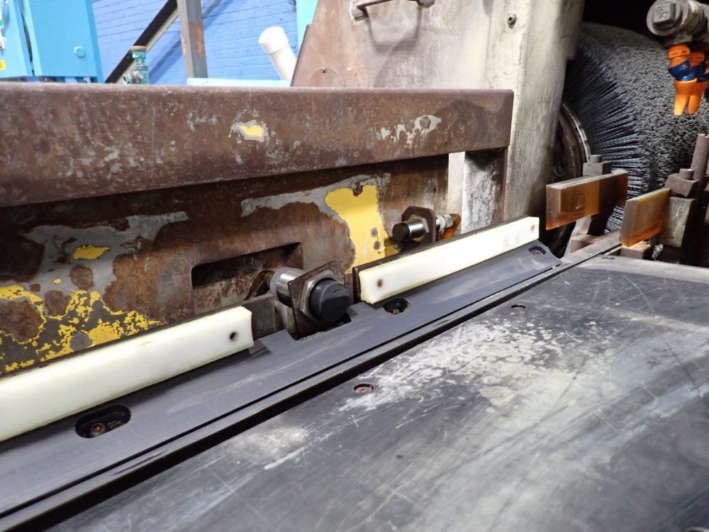 Goldcrown 325-12 Centerless Grinder - 325-12