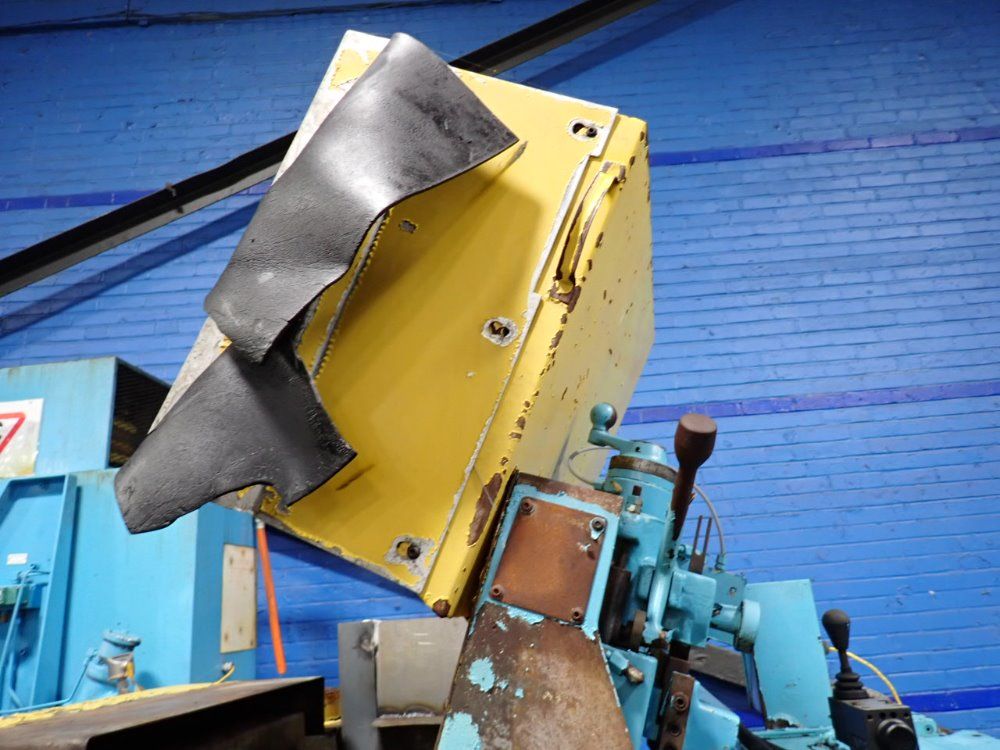 Goldcrown 325-12 Centerless Grinder - 325-12