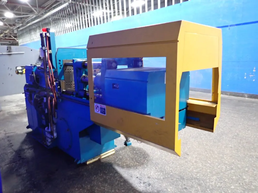 Boy Boy 50m Injection Molder