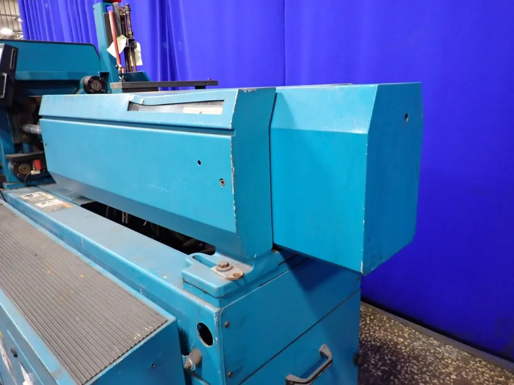 Boy Boy 50m Injection Molder