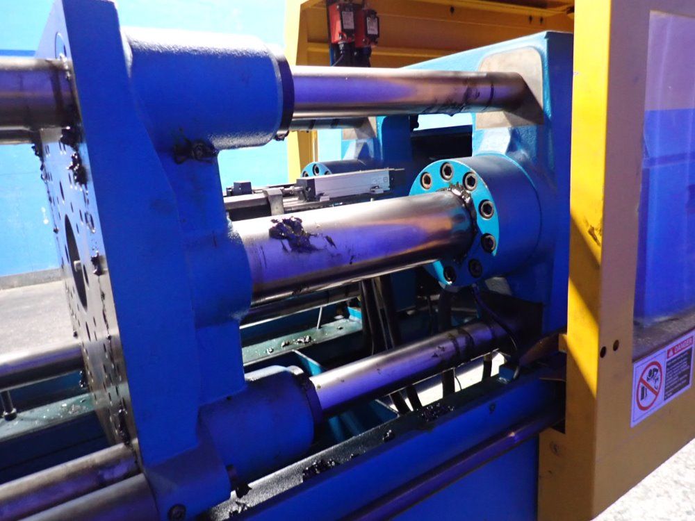 Boy Boy 50m Injection Molder