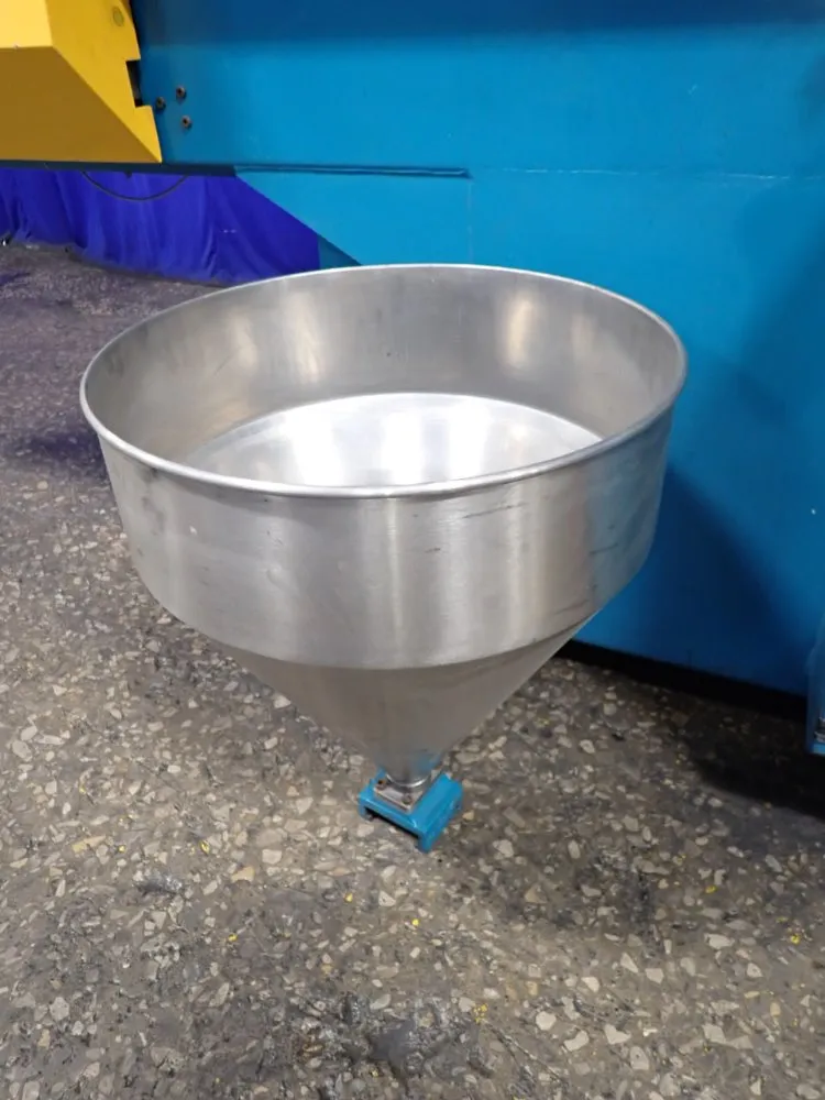 Boy Boy 50m Injection Molder