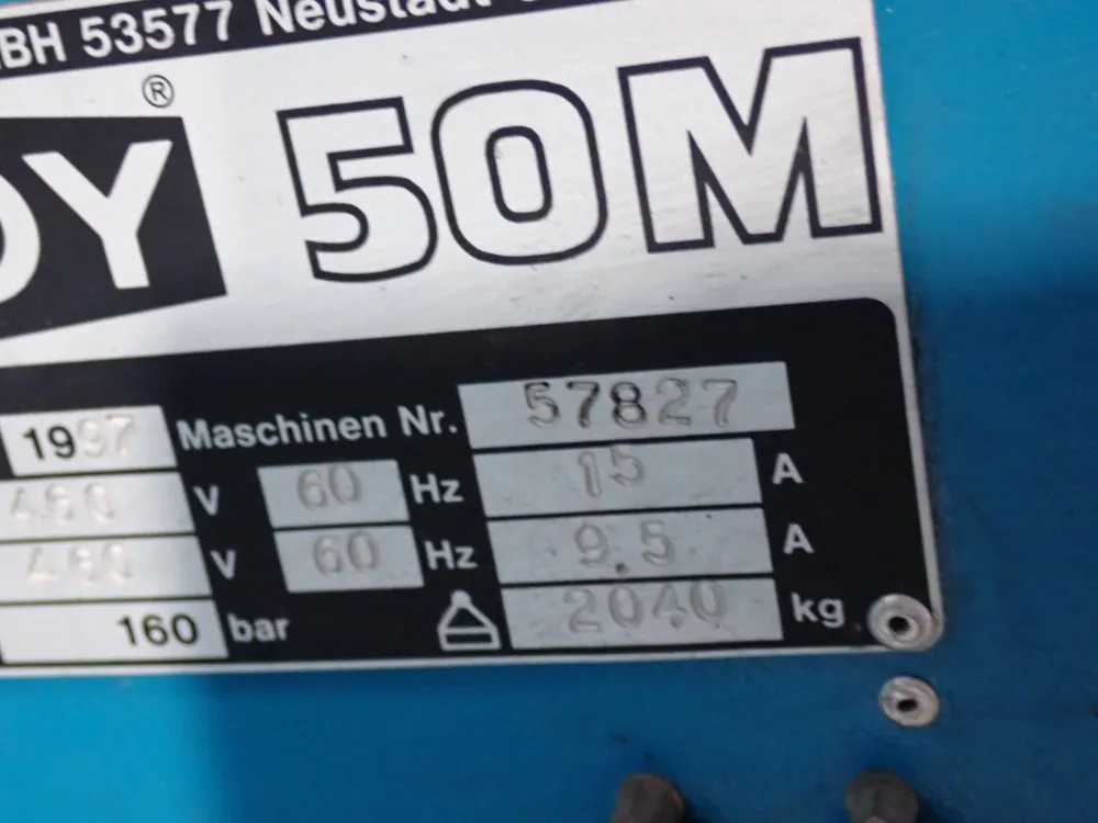 Boy Boy 50m Injection Molder