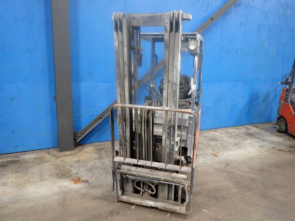 Toyota 2500 Lb Propane Forklift - 8fgcu15