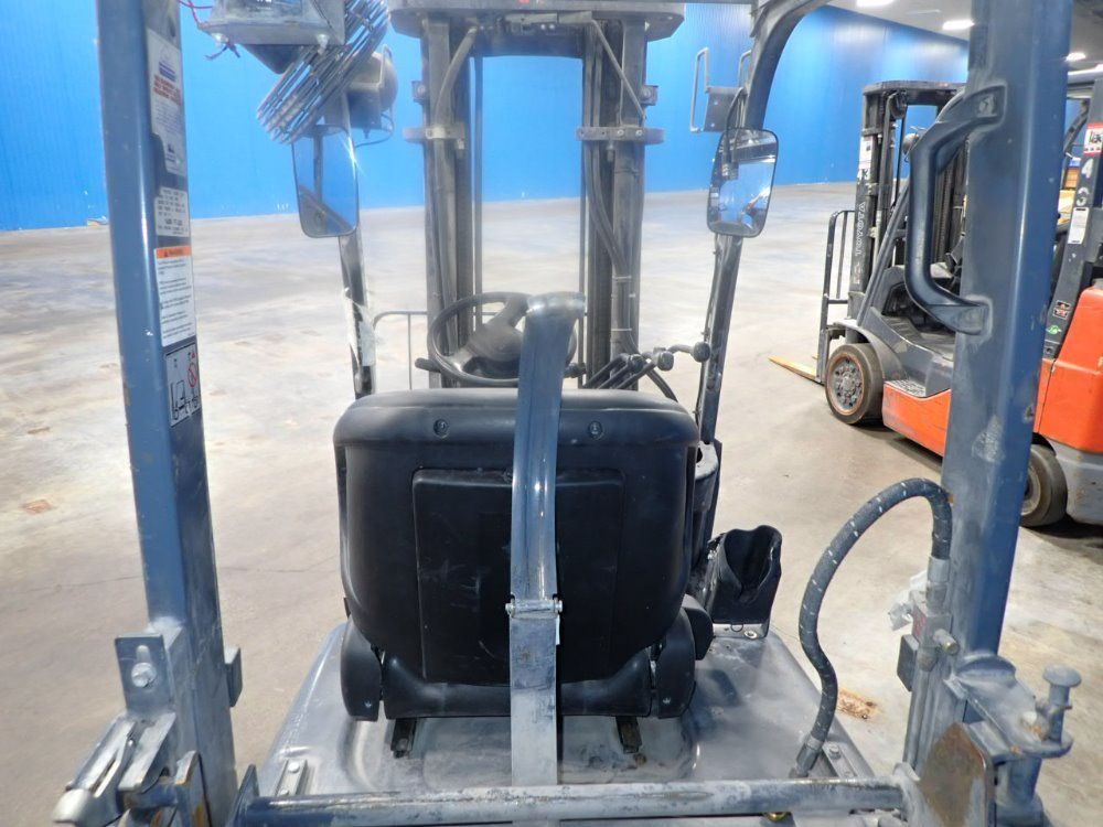 Toyota 2500 Lb Propane Forklift - 8fgcu15