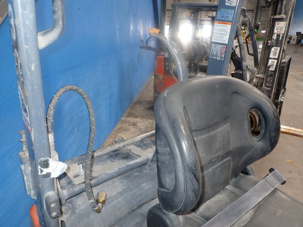 Toyota 2500 Lb Propane Forklift - 8fgcu15