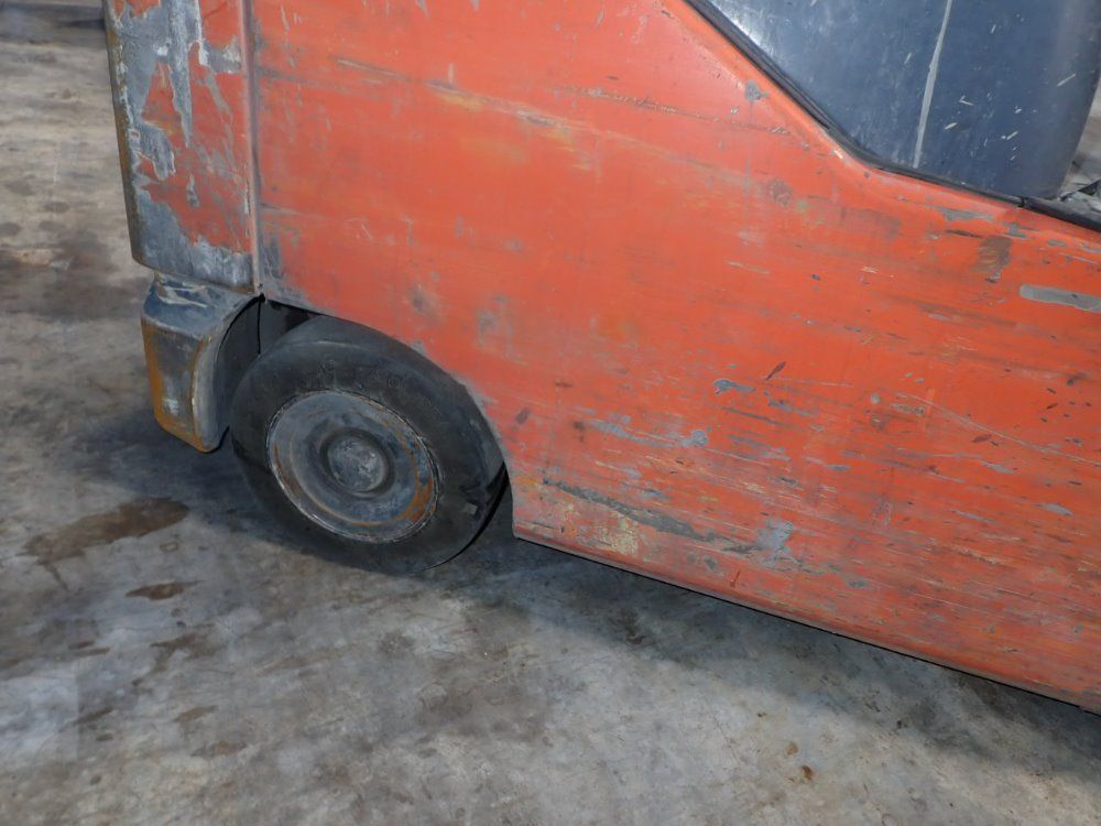 Toyota 2500 Lb Propane Forklift - 8fgcu15