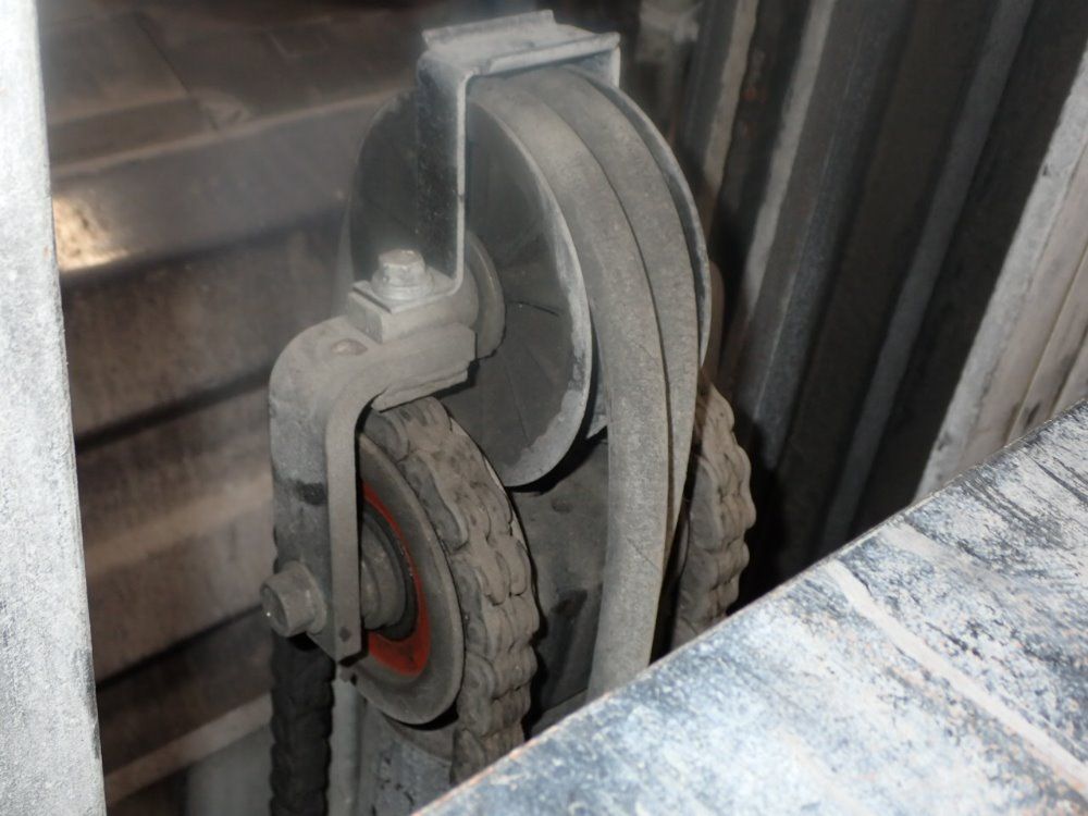 Toyota 2500 Lb Propane Forklift - 8fgcu15