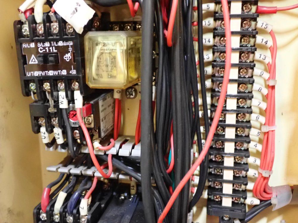 Paragon 7.5hp/5.5kw/10a/11x21 Centerless Grinder - Rc-12