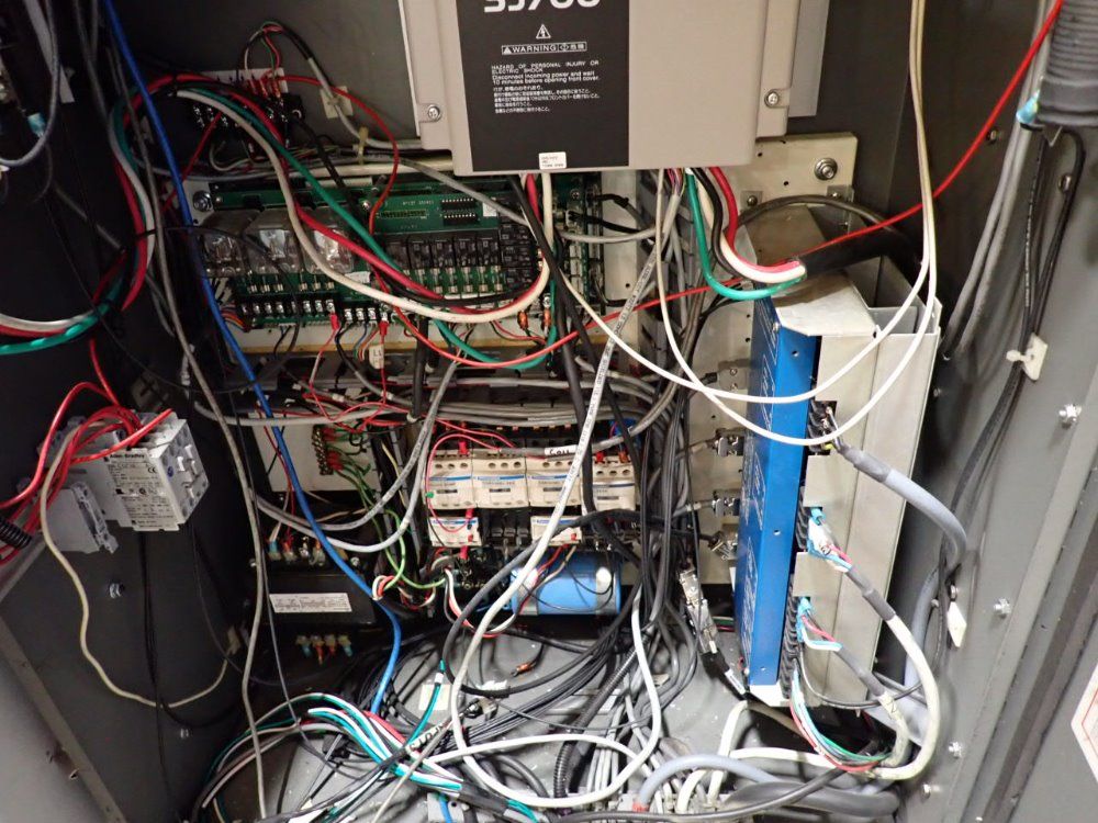 Atrump 7.5hp/16a/35x14 Cnc Vertical Machining Center - E216/max I