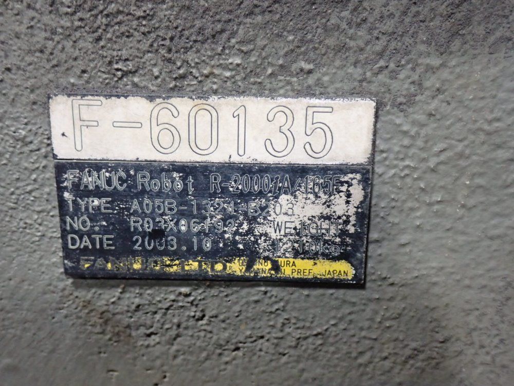 Fanuc R-2000ia Robot - R-2000ia