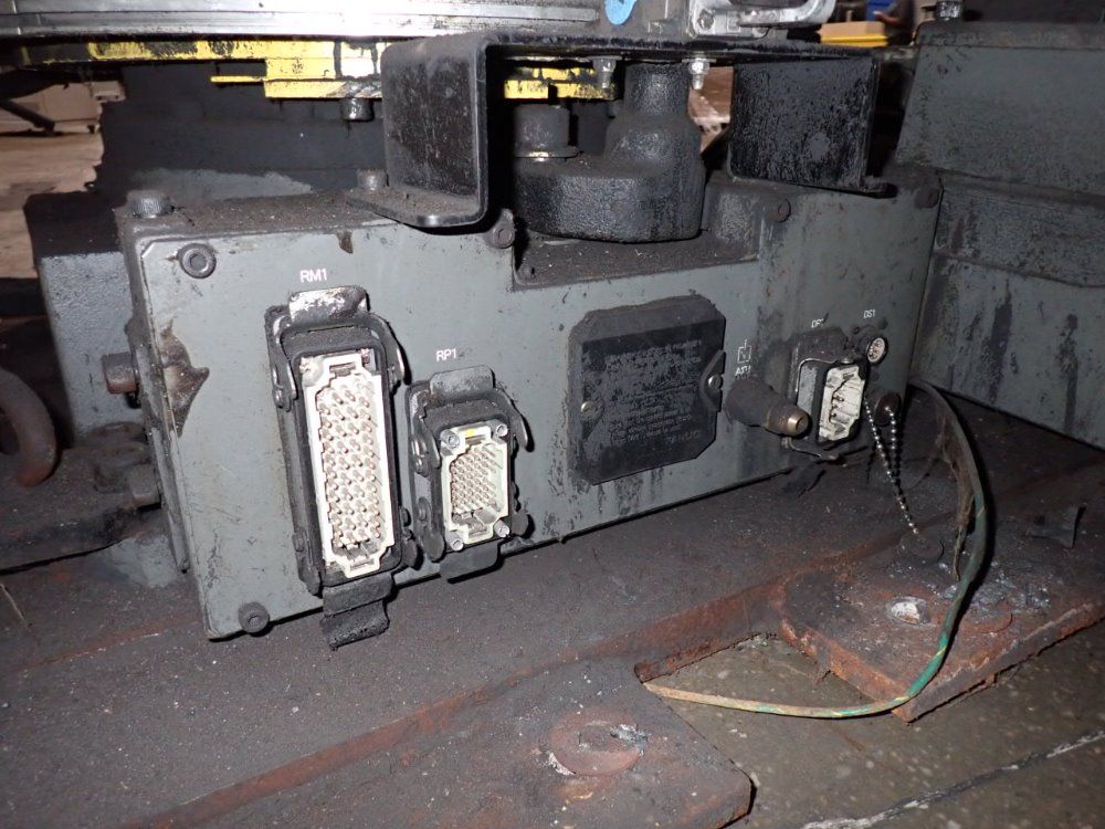 Fanuc R-2000ia Robot - R-2000ia 165f