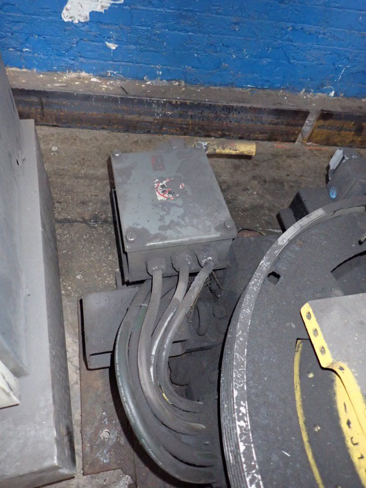 Fanuc R-2000ia Robot - R-2000ia 165f