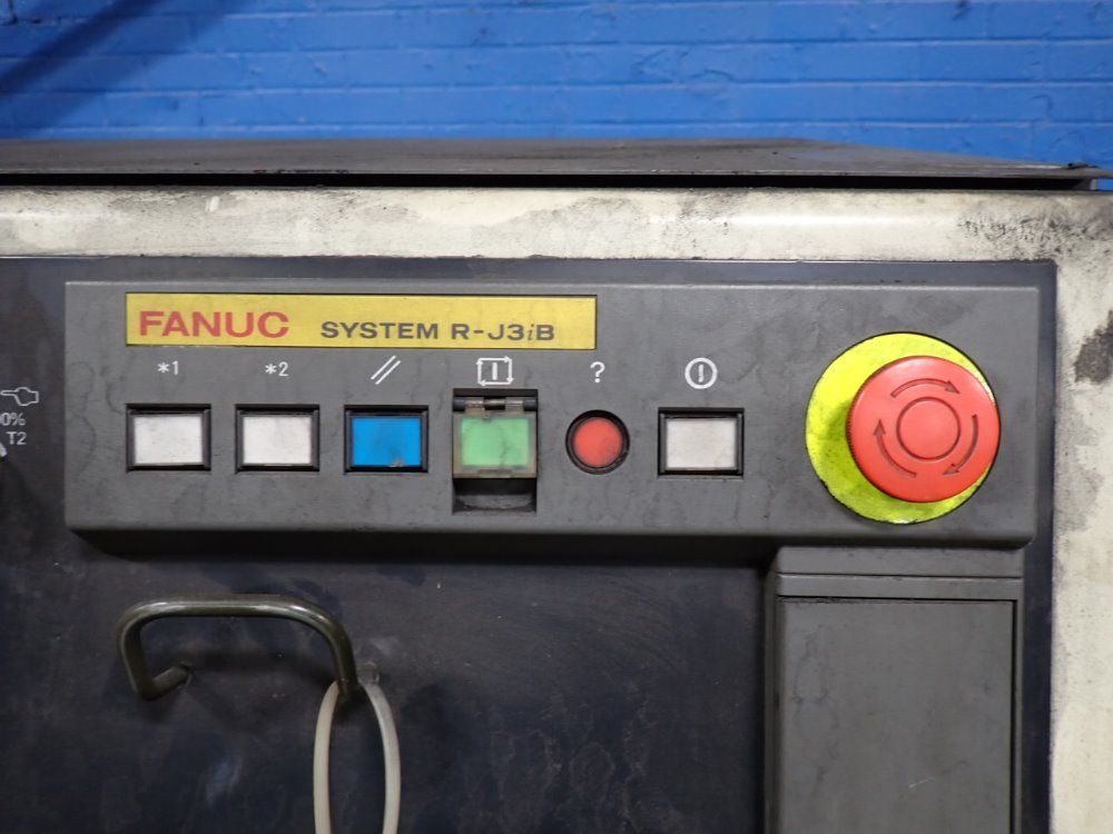 Fanuc R-2000ia Robot - R-2000ia 165f