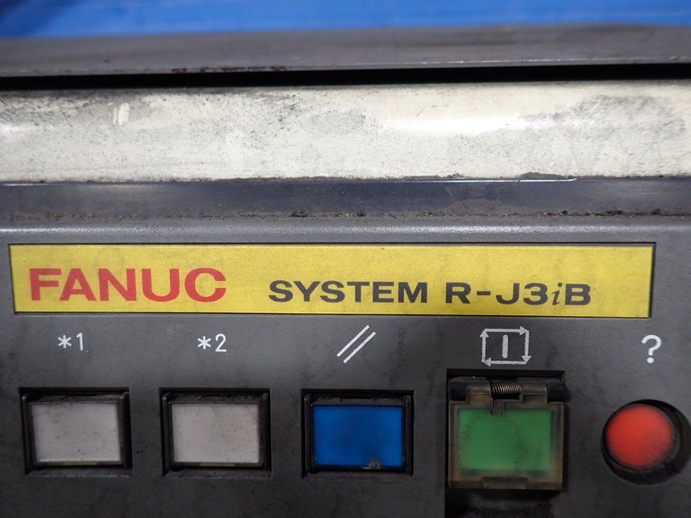 Fanuc R-2000ia Robot - R-2000ia 165f