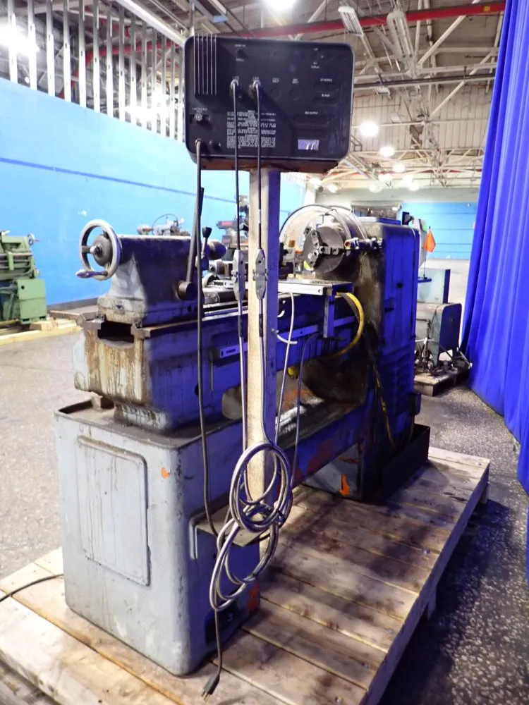 Maxturn Max-800 Lathe - Max-800