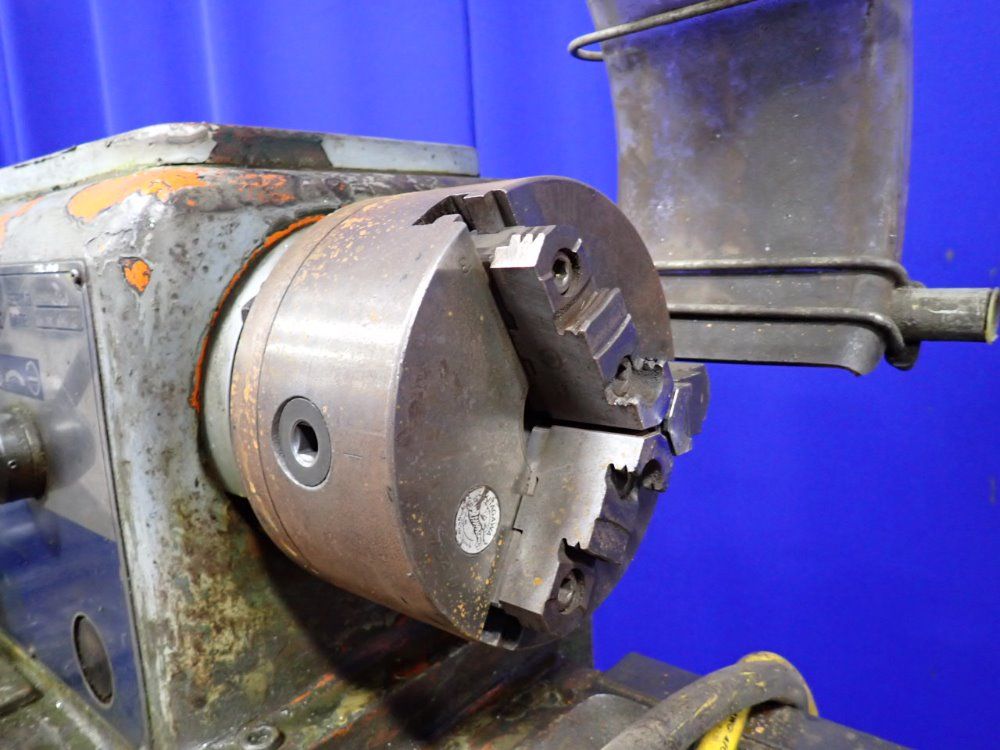 Maxturn Max-800 Lathe - Max-800