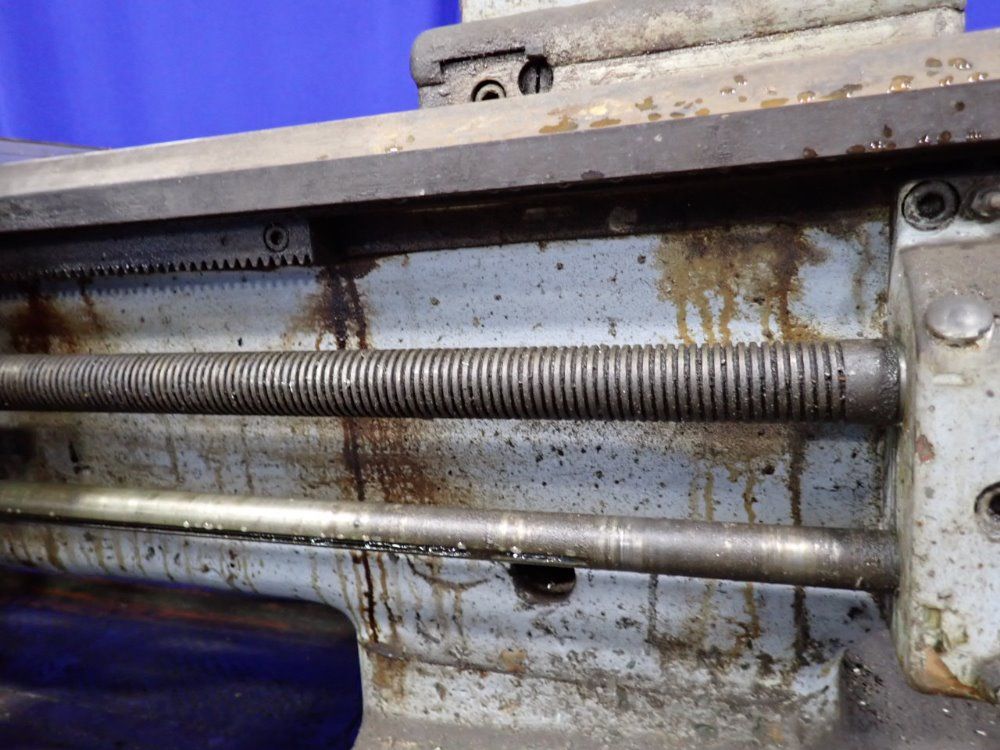 Maxturn Max-800 Lathe - Max-800