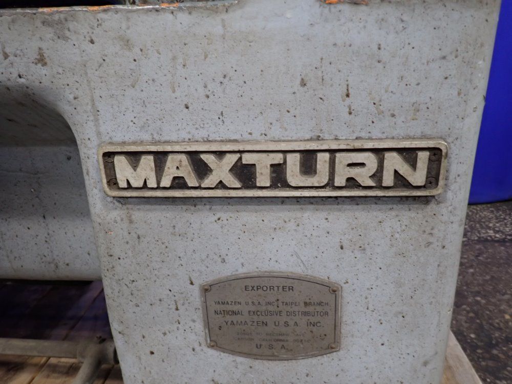 Maxturn Max-800 Lathe - Max-800
