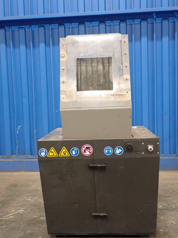 Cumberland 20 Hp/ 20x21 Granulator - 1620