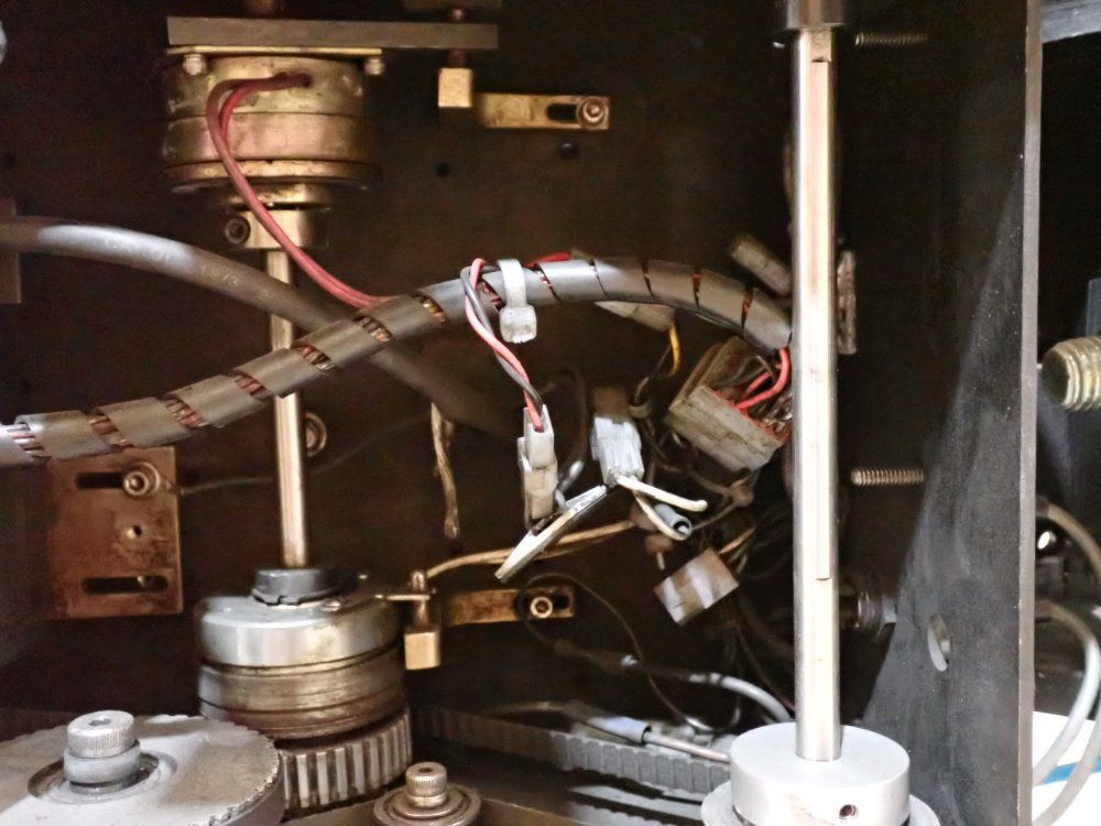 Autolabe Automatic Wipeon  Label Pplicator