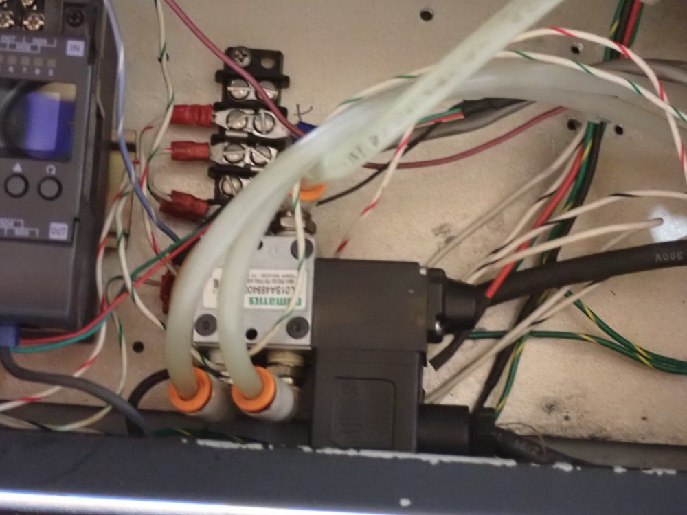 Autolabe Automatic Wipeon  Label Pplicator