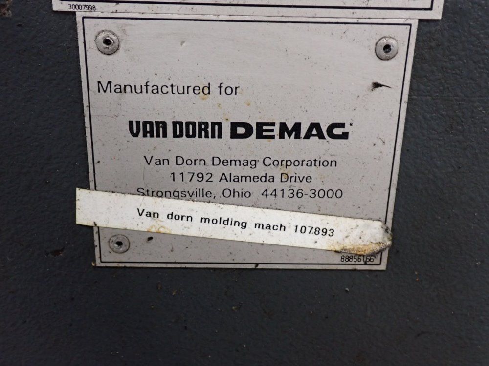 Demag 22a/210bar/15x18x17 Injection Molding Machine - Ergotech System
