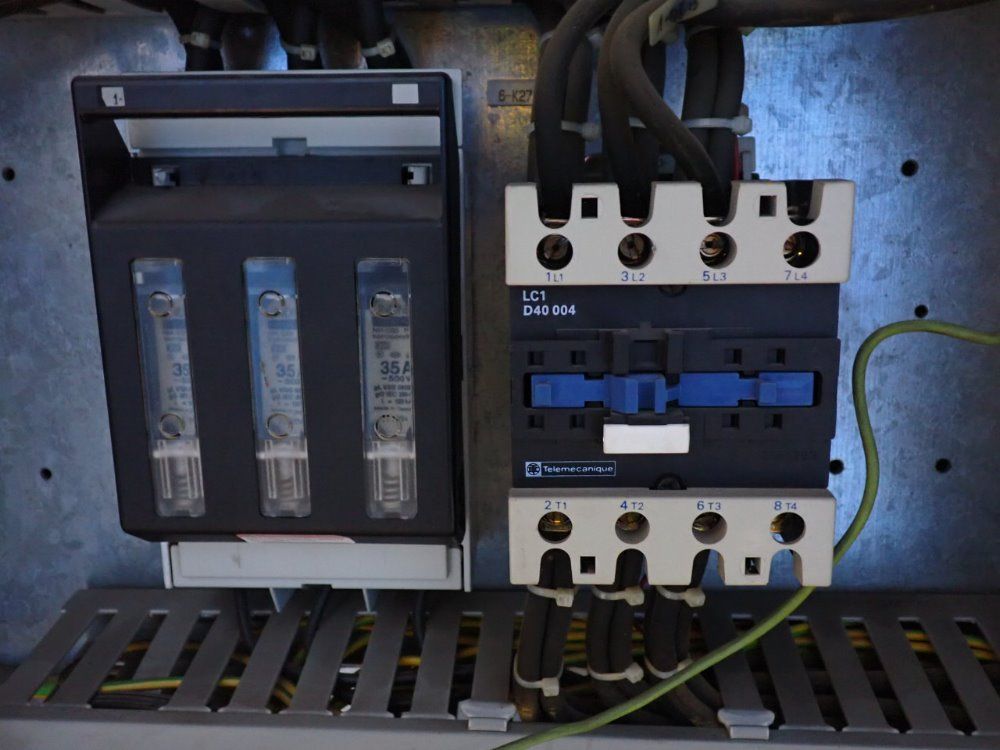 Demag 22a/210bar/15x18x17 Injection Molding Machine - Ergotech System