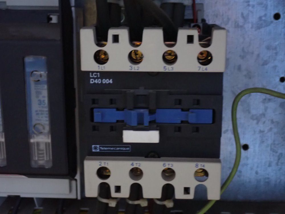 Demag 22a/210bar/15x18x17 Injection Molding Machine - Ergotech System