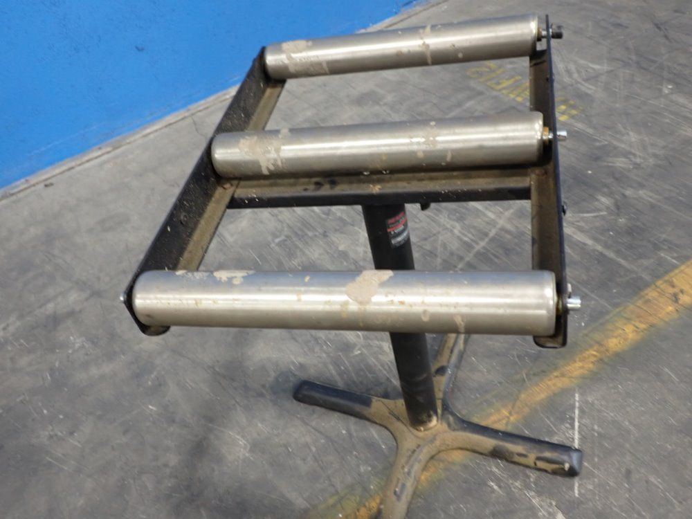 Craftsman 16" W X 22" L 3 Roll Feed Stand - 149.222650