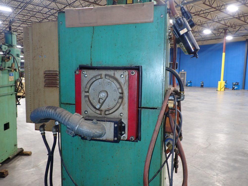 Peer 200 Spot Welder - P-100