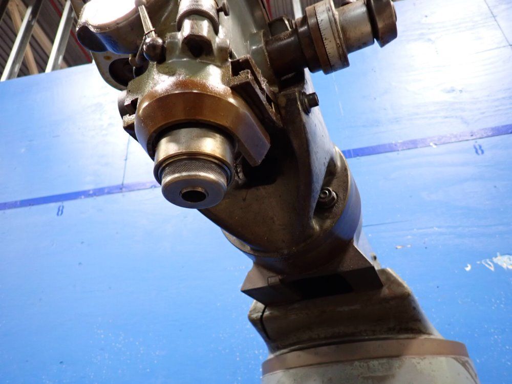 Tree 42" X 10 1/2" 2uvr Vertical Mill - 2uvr