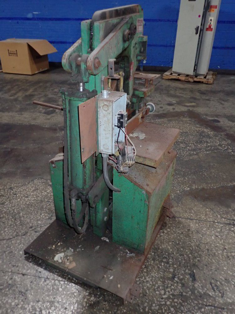 Uni-hydro 42-14sls Ironworker - 42-14sls