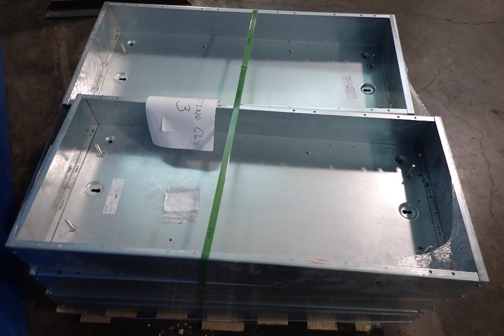 Square D 34 Lbs Panel Cover - Mh44